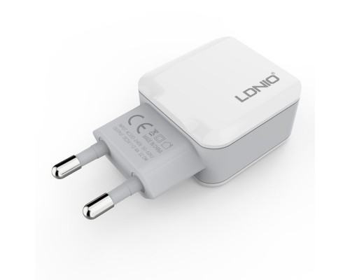 Сетевое зарядное устройство Ldnio A2202 2 USB белое