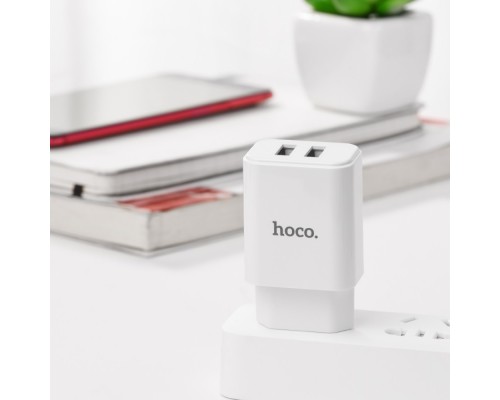 Сетевое зарядное устройство Hoco C62A 2 USB белое + кабель USB to MicroUSB